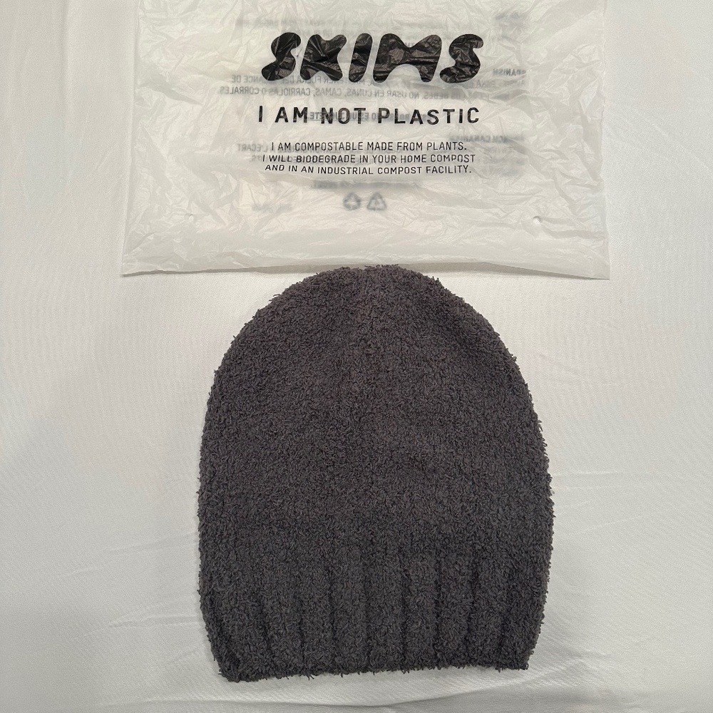 Skims Beanie
